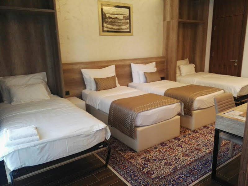 Villas And Apartments Oaza Ilidža Екстериор снимка