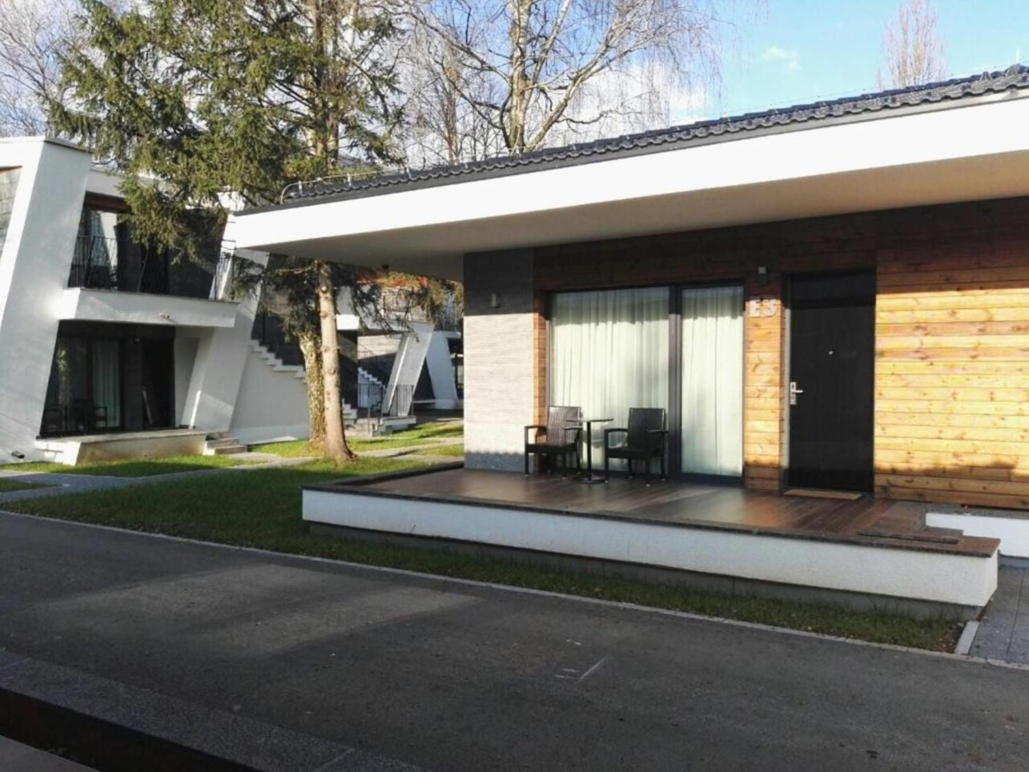 Villas And Apartments Oaza Ilidža Екстериор снимка
