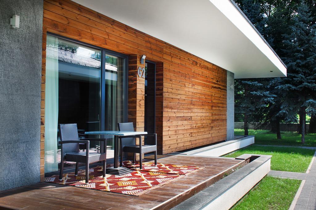 Villas And Apartments Oaza Ilidža Екстериор снимка