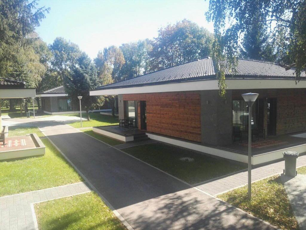 Villas And Apartments Oaza Ilidža Екстериор снимка