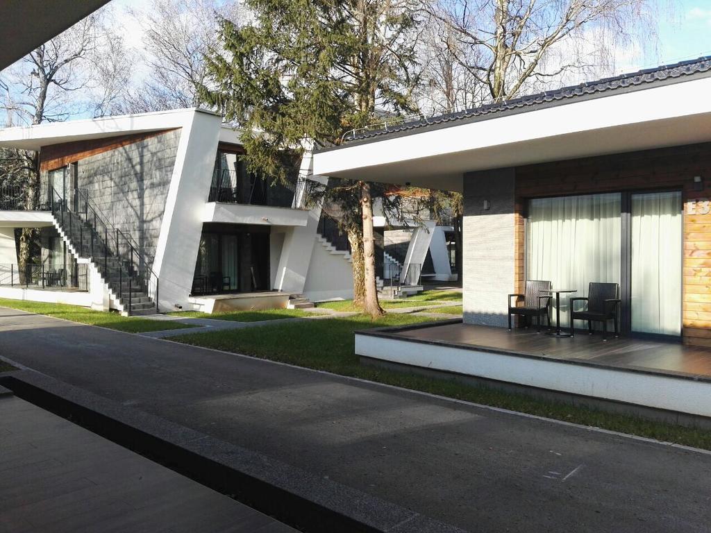 Villas And Apartments Oaza Ilidža Екстериор снимка