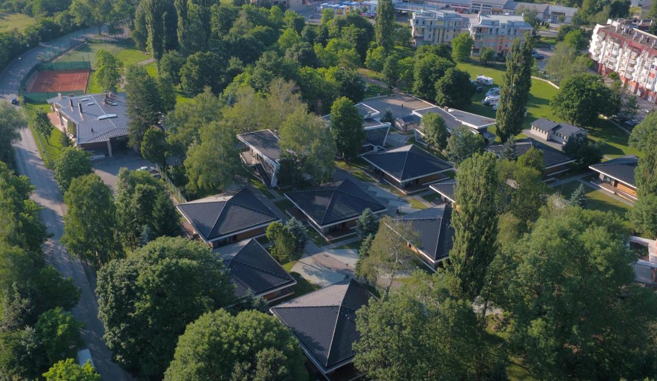 Villas And Apartments Oaza Ilidža Екстериор снимка